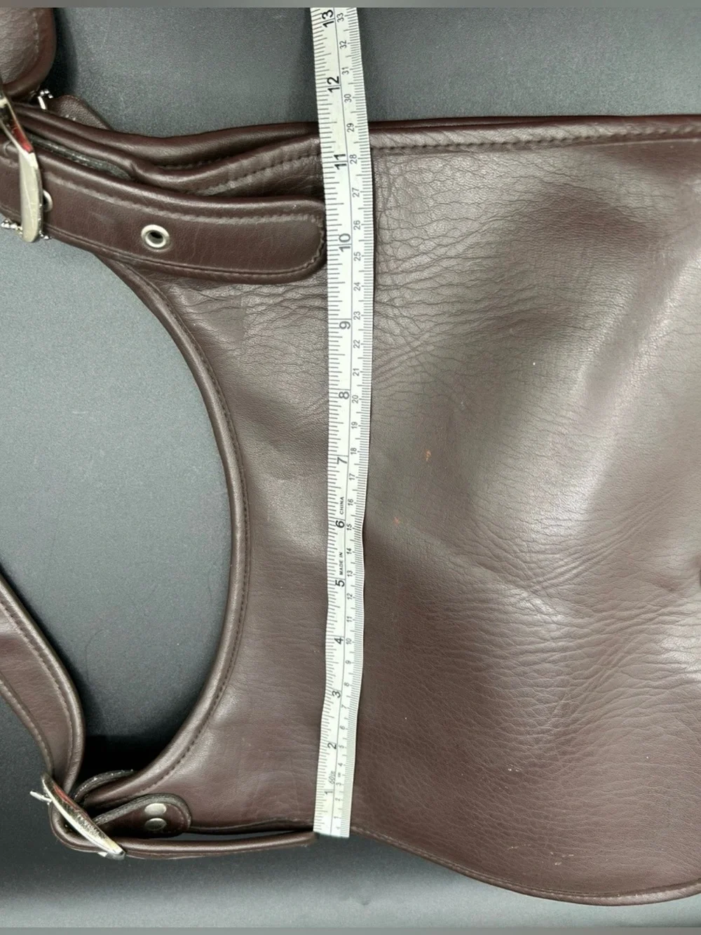 VINTAGE BROWN LEATHER Shoulder & Crossbody Bag.
